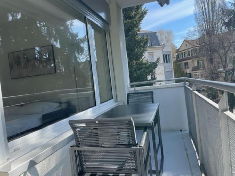 Beautiful, Quite And Very 2 Bedroom Flat अपार्टमेंट Zurich